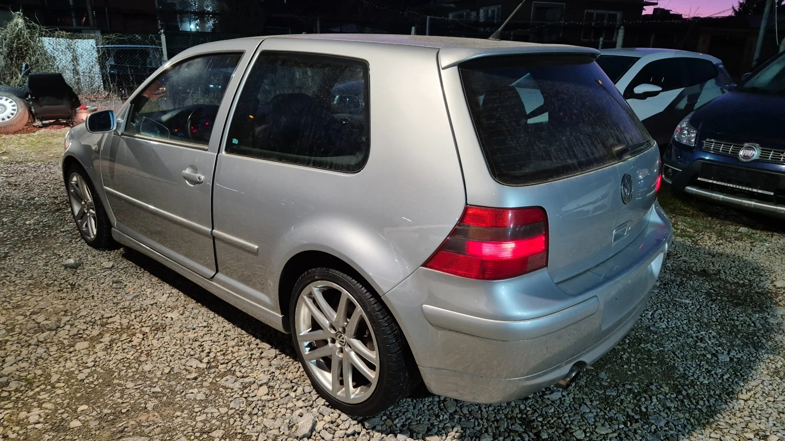 VW Golf Edition 25 GTi 3000 броя 1.8T 180ps 6 Speed Swiss - изображение 6