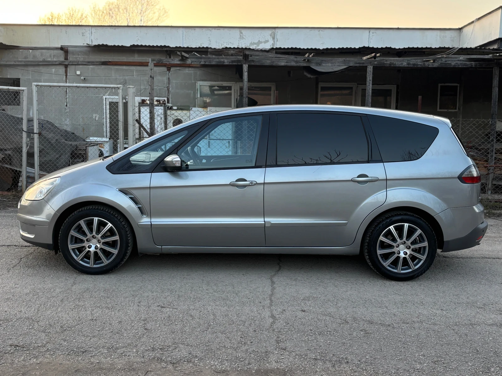 Ford S-Max 2.0TDCI/Тitanium/Италия, снимка 6 - Автомобили и джипове - 53840533