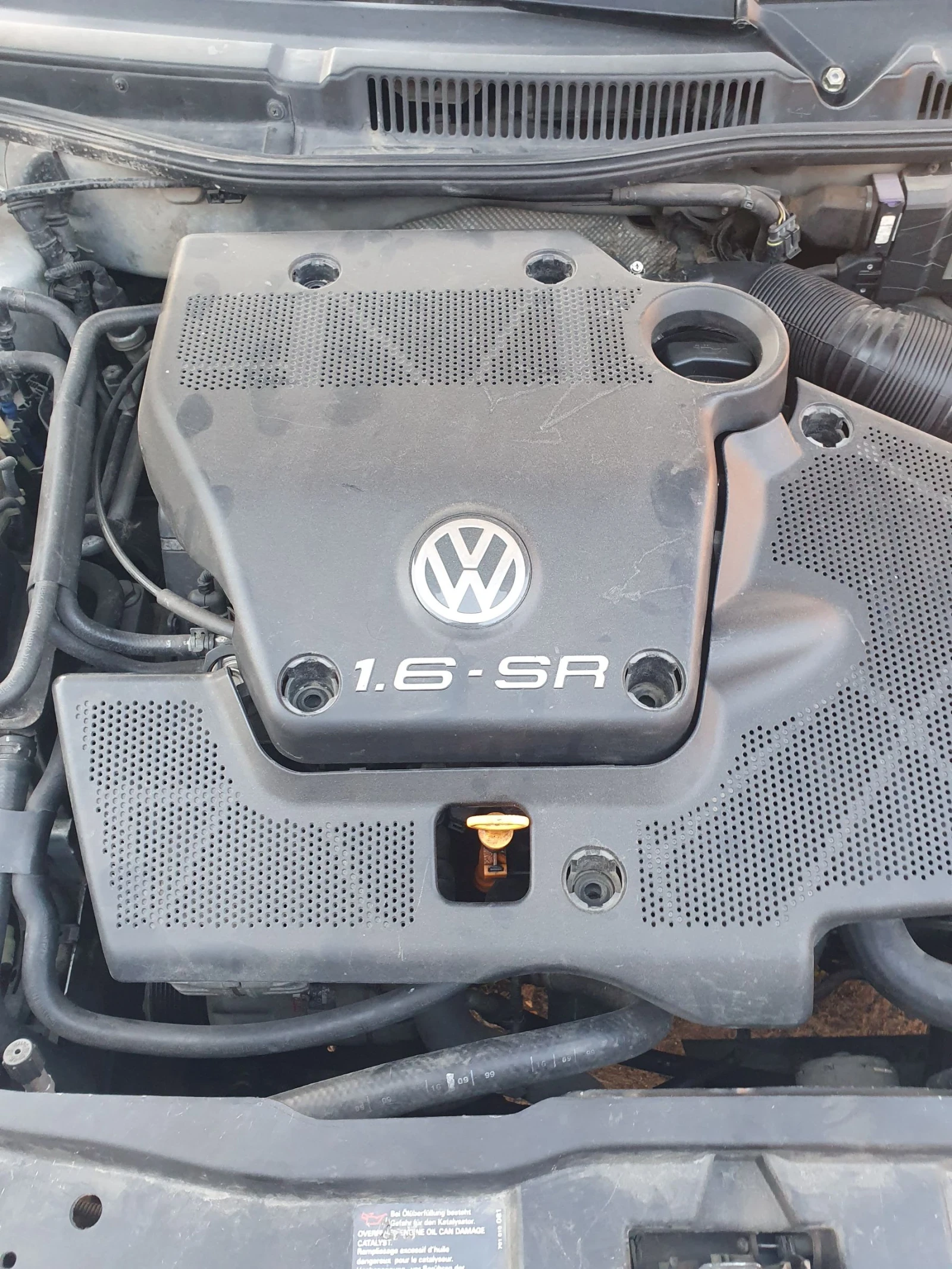 VW Golf 1.6 На Части, снимка 7 - Автомобили и джипове - 54346643