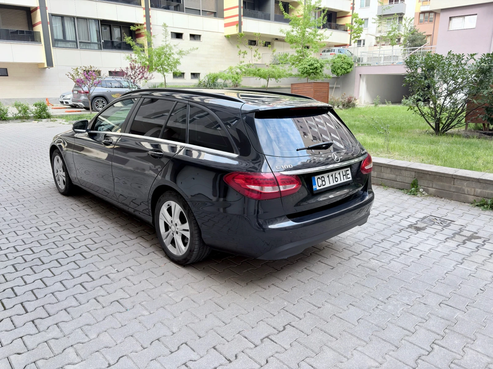 Mercedes-Benz C 180, снимка 7 - Автомобили и джипове - 54382743