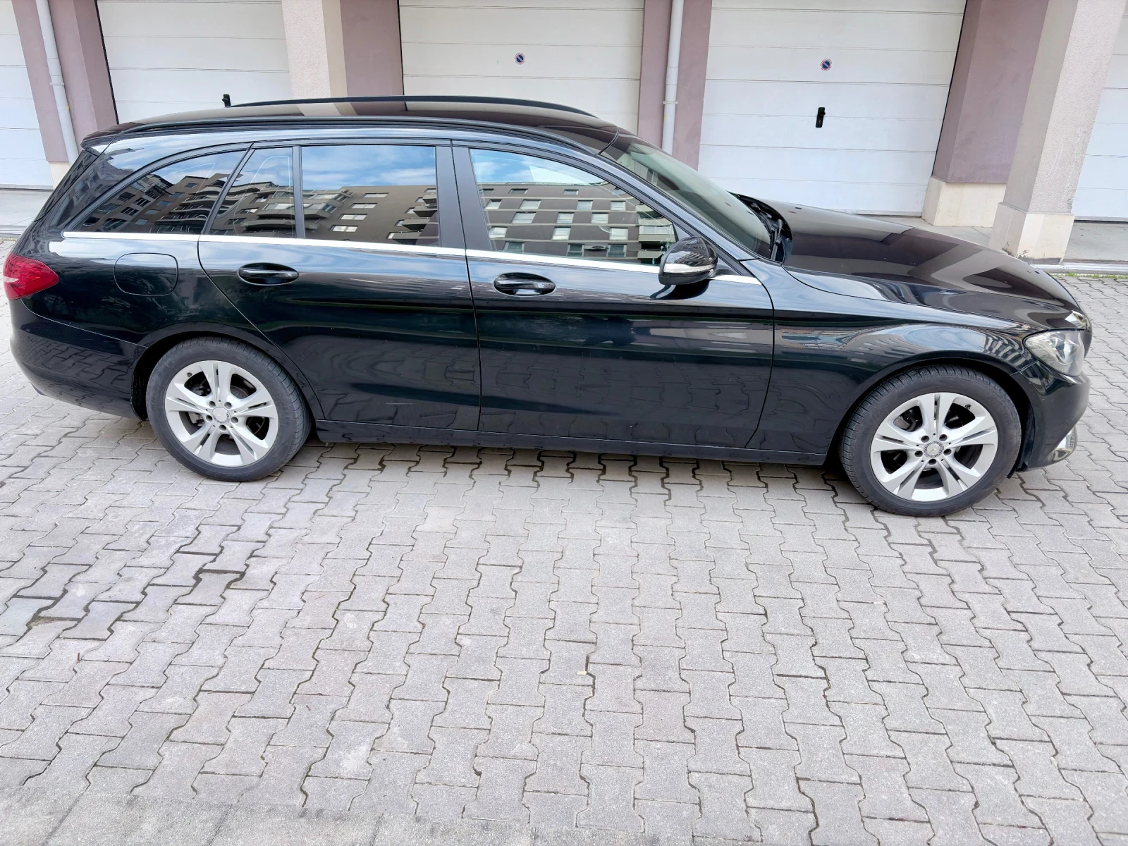 Mercedes-Benz C 180, снимка 4 - Автомобили и джипове - 54382743