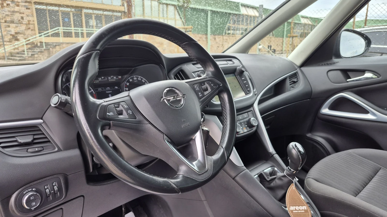 Opel Zafira 1.4i Turbo* 7местен* FACELIFT * 2017 * Бартер, снимка 13 - Автомобили и джипове - 54454298