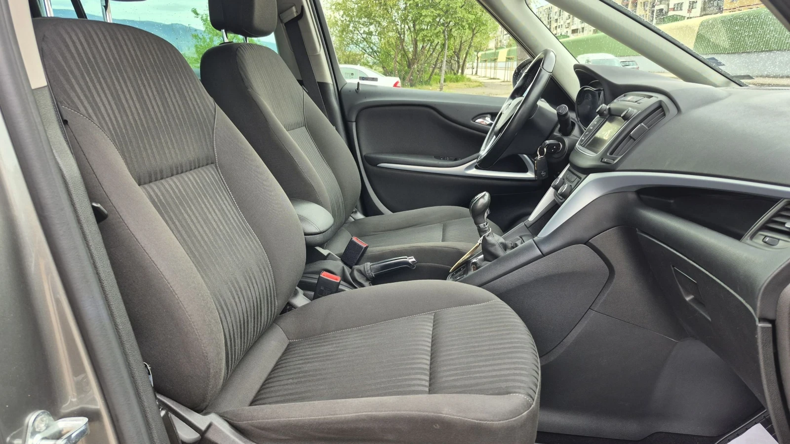 Opel Zafira 1.4i Turbo* 7местен* FACELIFT * 2017 * Бартер, снимка 11 - Автомобили и джипове - 54454298