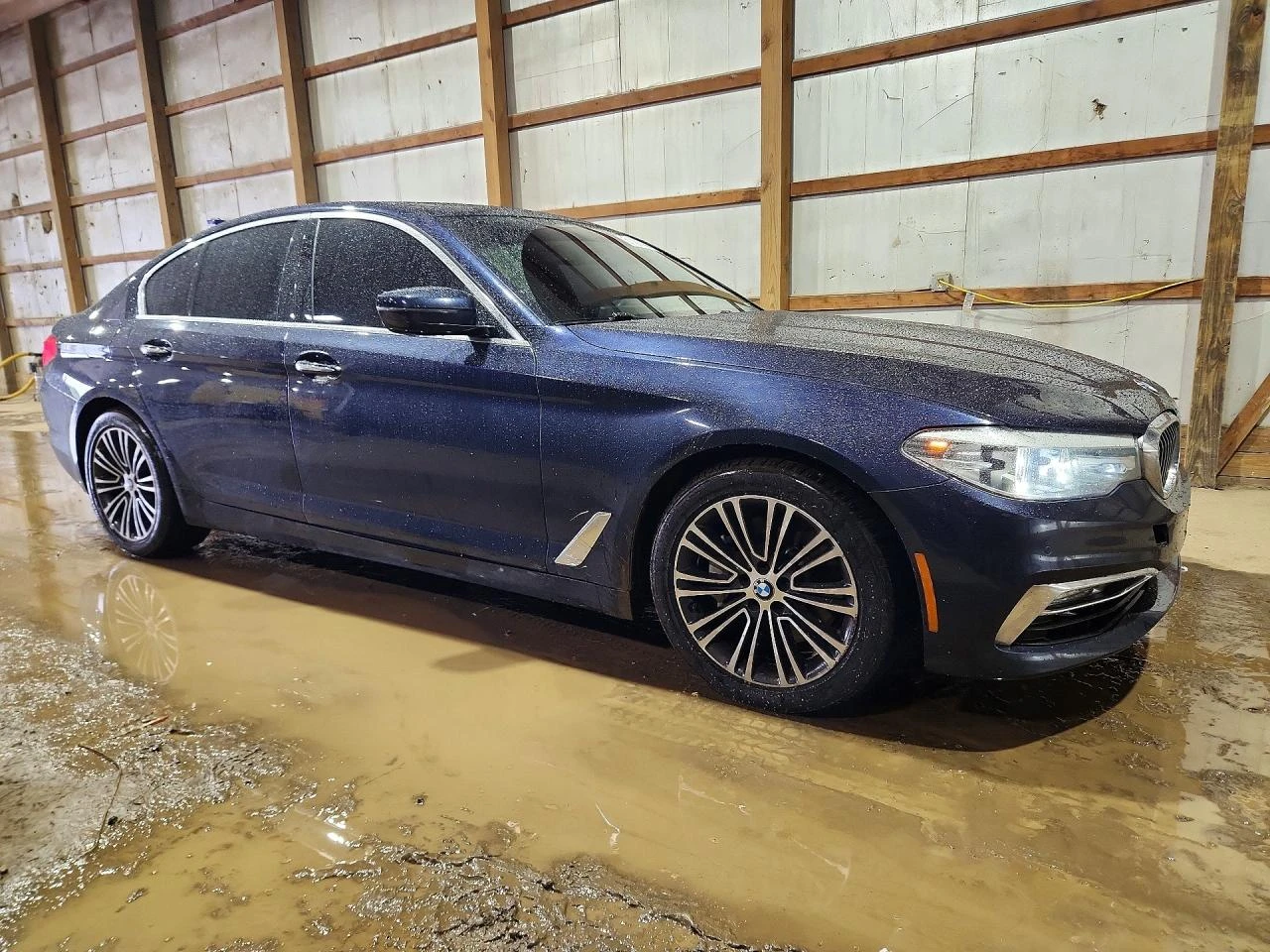 BMW 530 2.0l, снимка 4 - Автомобили и джипове - 54725917