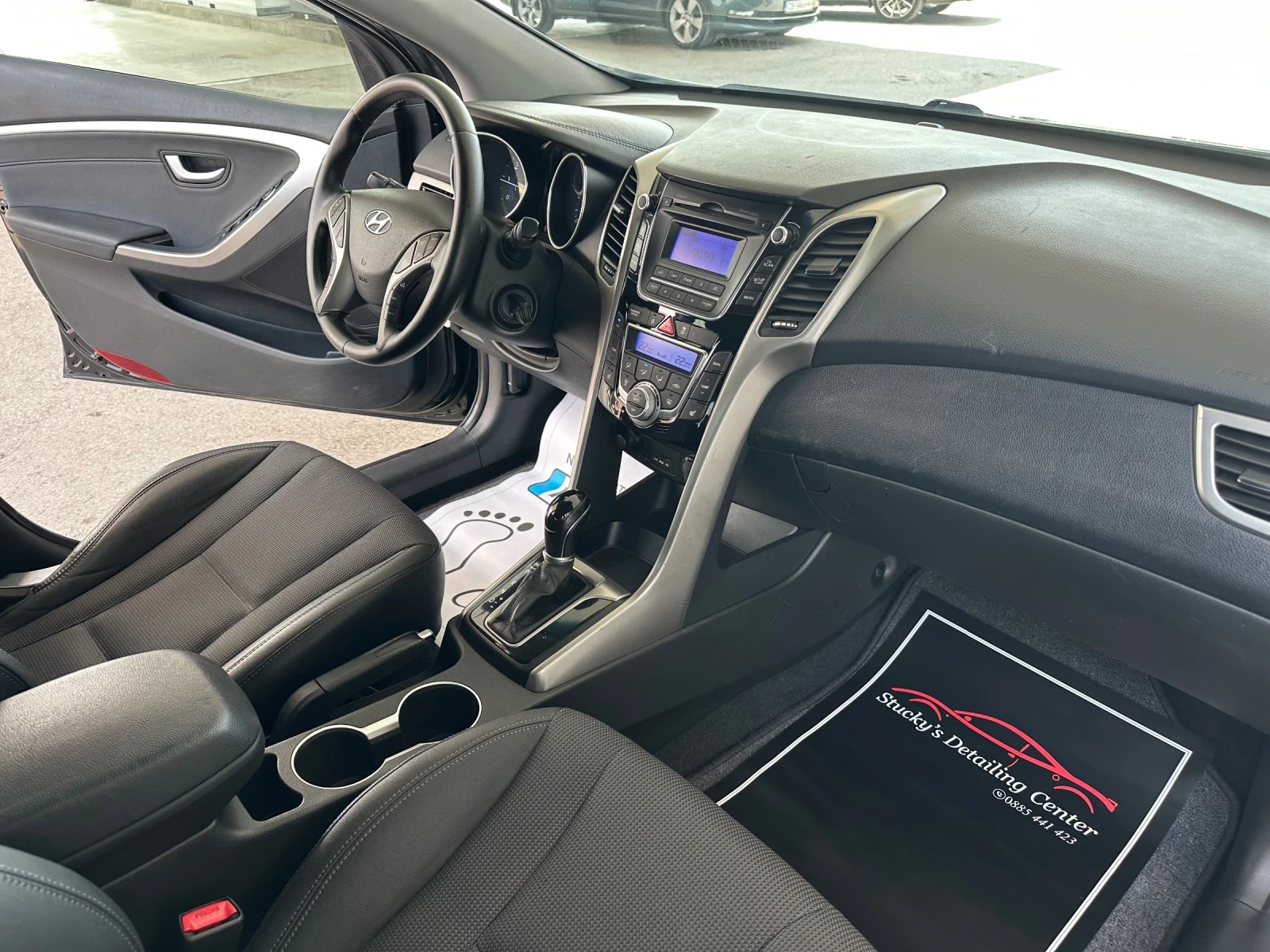 Hyundai I30 1.6CRDI FACELIFT Автоматик, снимка 15 - Автомобили и джипове - 54791732
