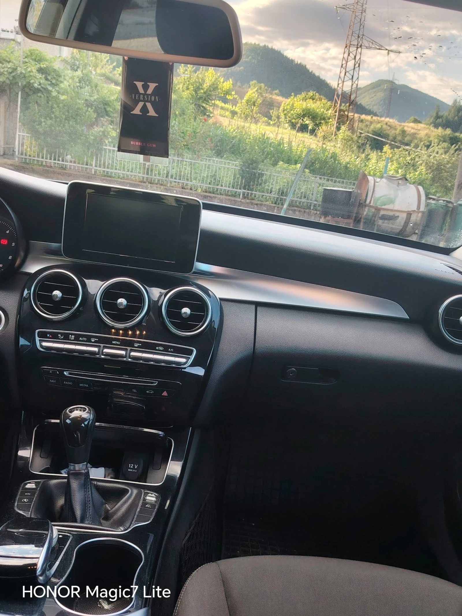 Mercedes-Benz C 180, снимка 9 - Автомобили и джипове - 55159728