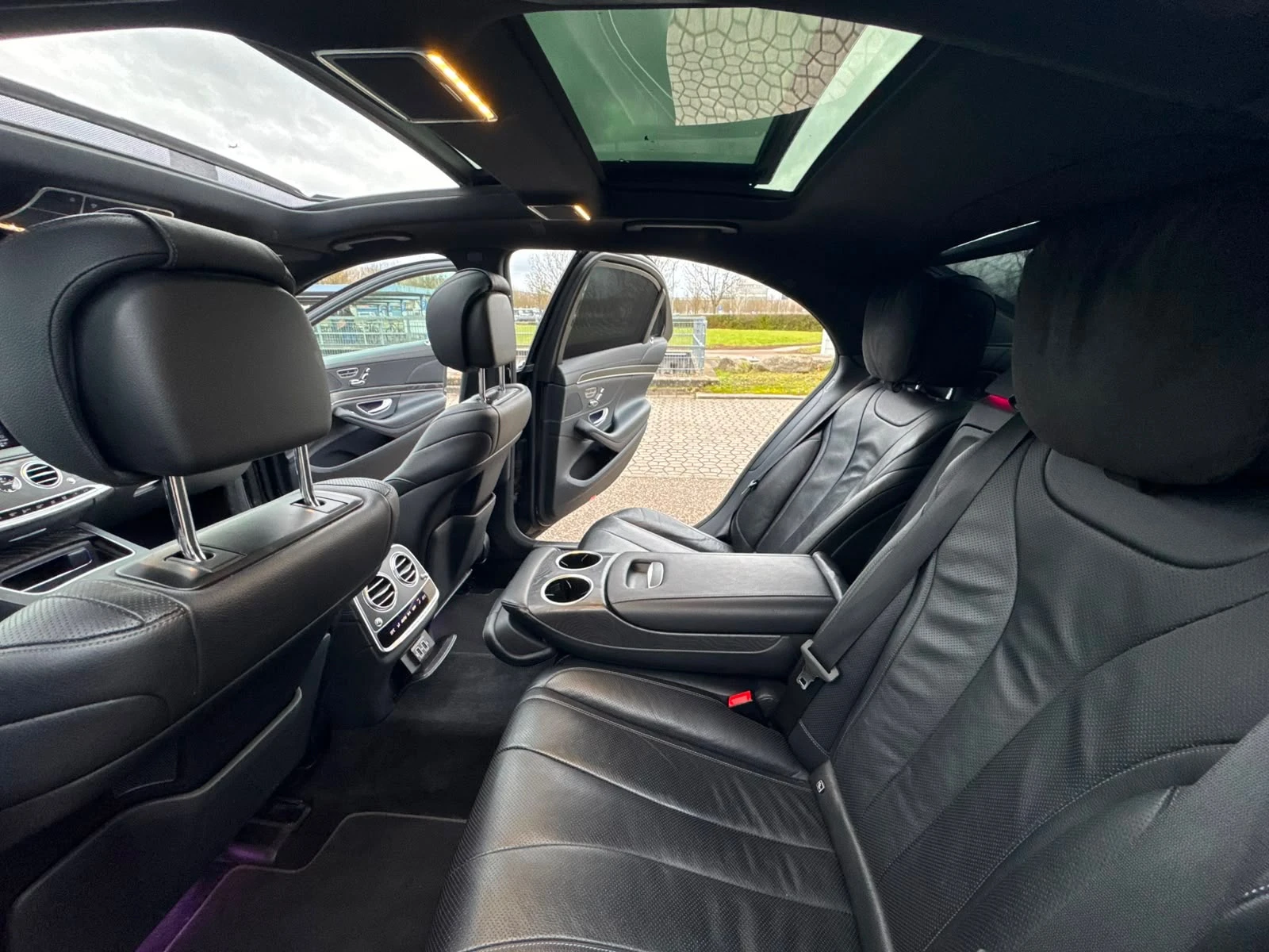 Mercedes-Benz S 350 D = LONG = AMG = ОЧАКВАН ВНОС = ЛИЗИНГ, снимка 13 - Автомобили и джипове - 55592303