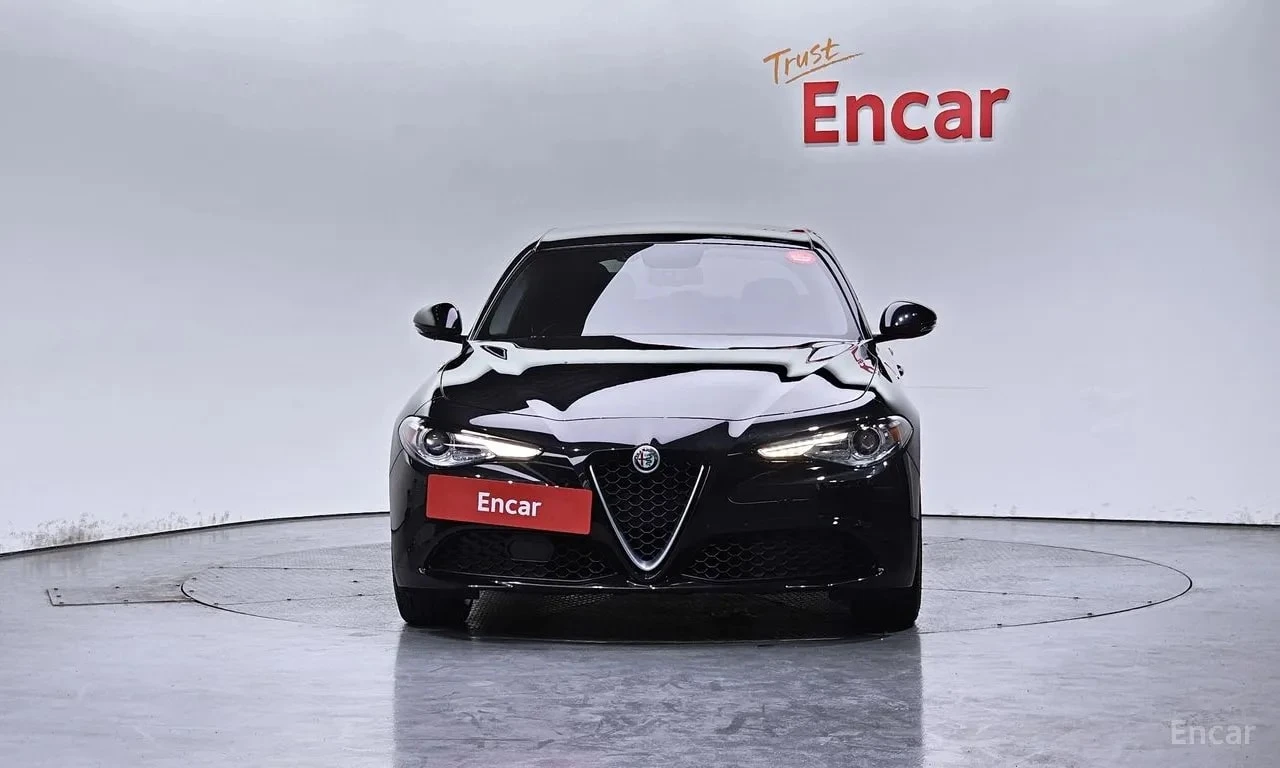 Alfa Romeo Giulia * 2.0 * ЦЕНА ДО БГ, снимка 3 - Автомобили и джипове - 55875592
