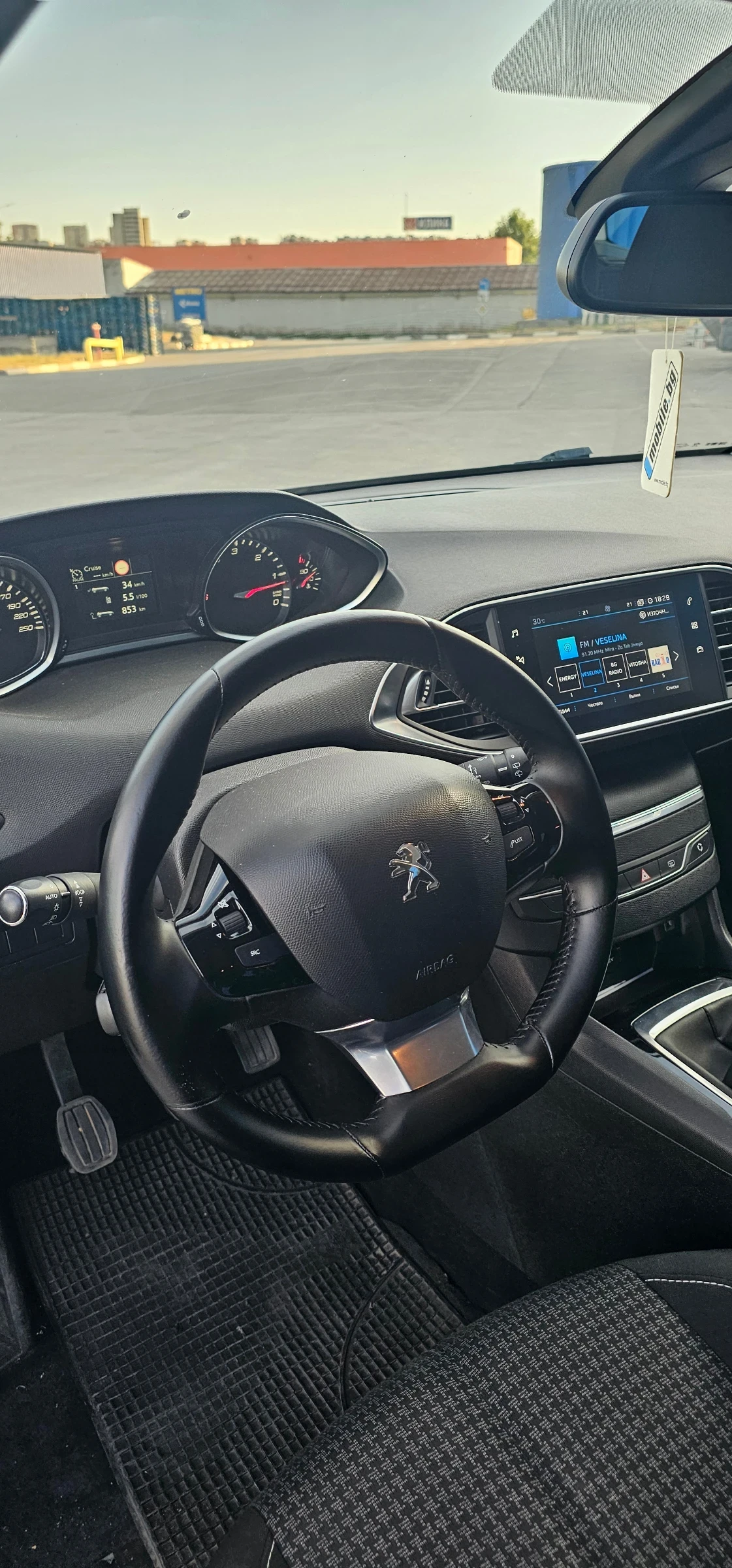 Peugeot 308 1.5HDI 102Ks 06/2019г, снимка 11 - Автомобили и джипове - 56074799