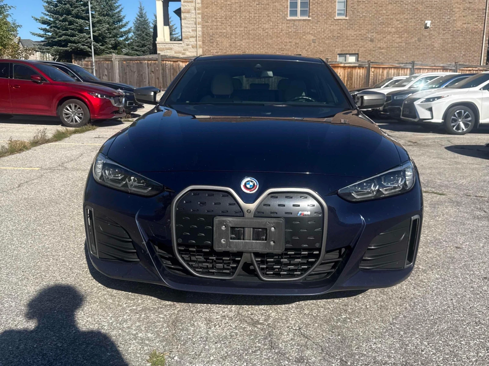 BMW i4 M50* Pano* 360* H&K* Подгрев* 2ключа* , снимка 2 - Автомобили и джипове - 56249469