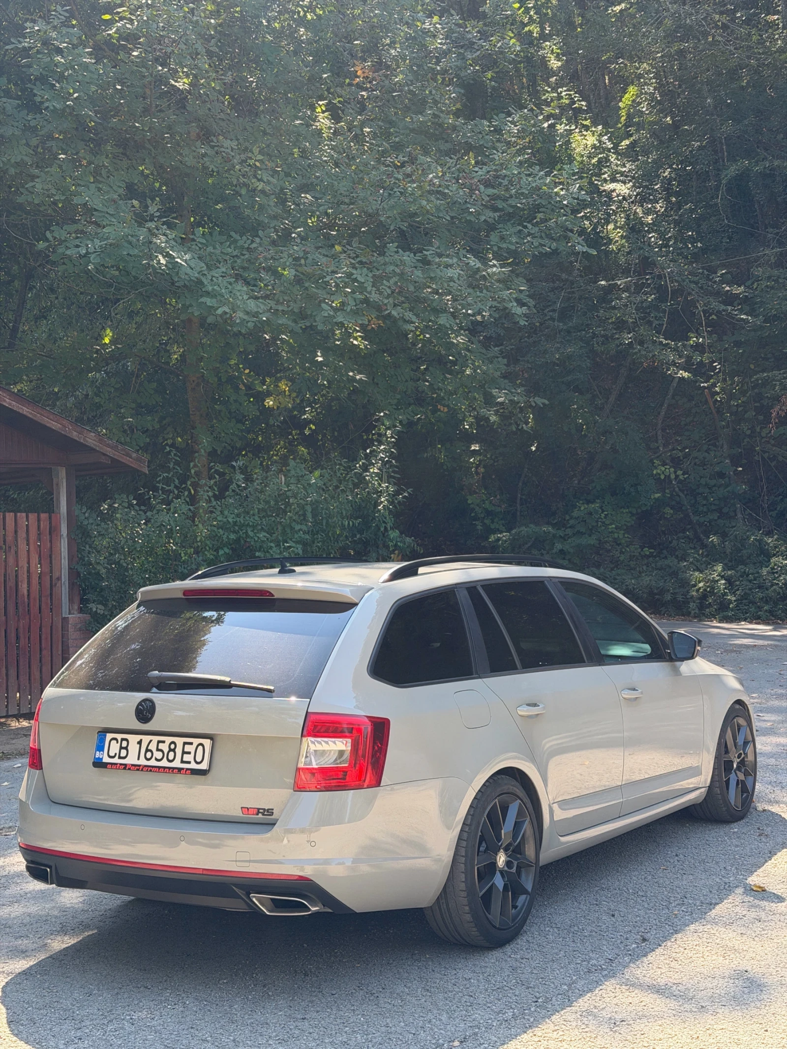 Skoda Octavia VRS 2.0 TDI, снимка 4 - Автомобили и джипове - 56431379