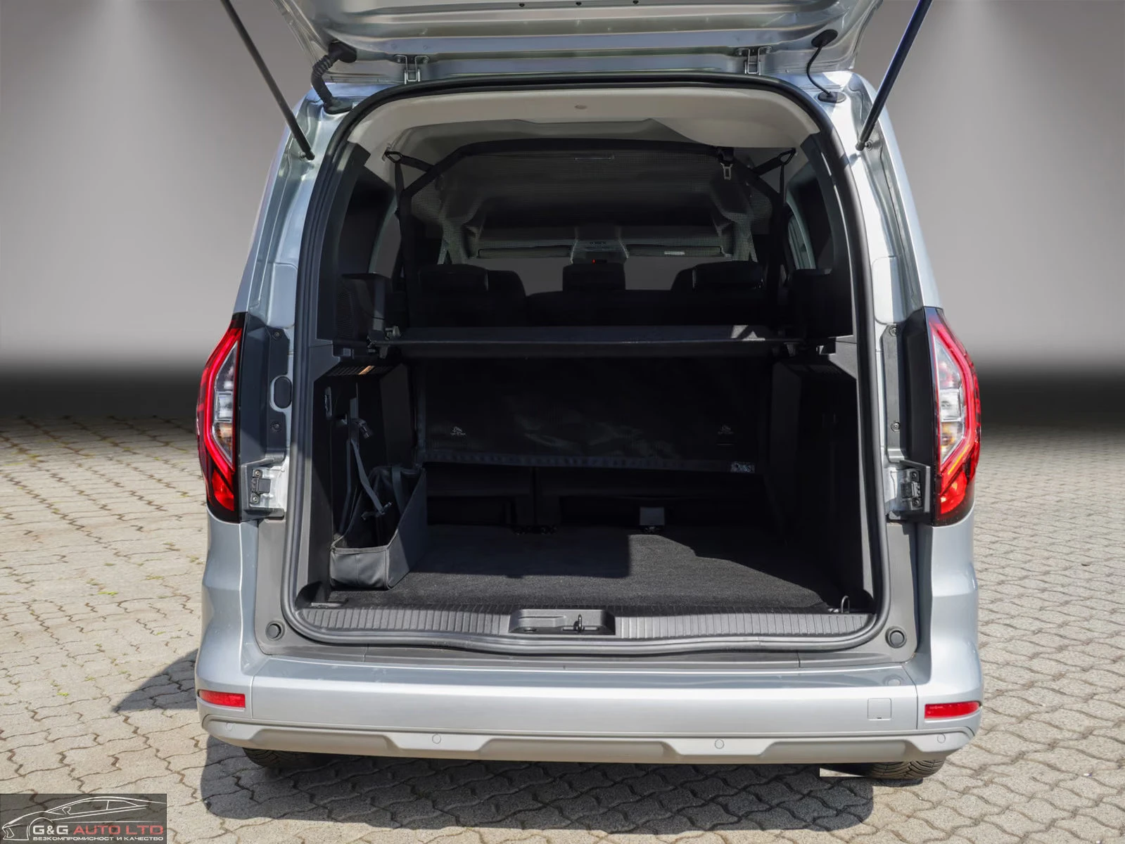 Renault Kangoo Е-ТЕCH/122HP/TEHCNO/KLIMA/CAM/NAVI/LED/131a, снимка 6 - Автомобили и джипове - 56700565