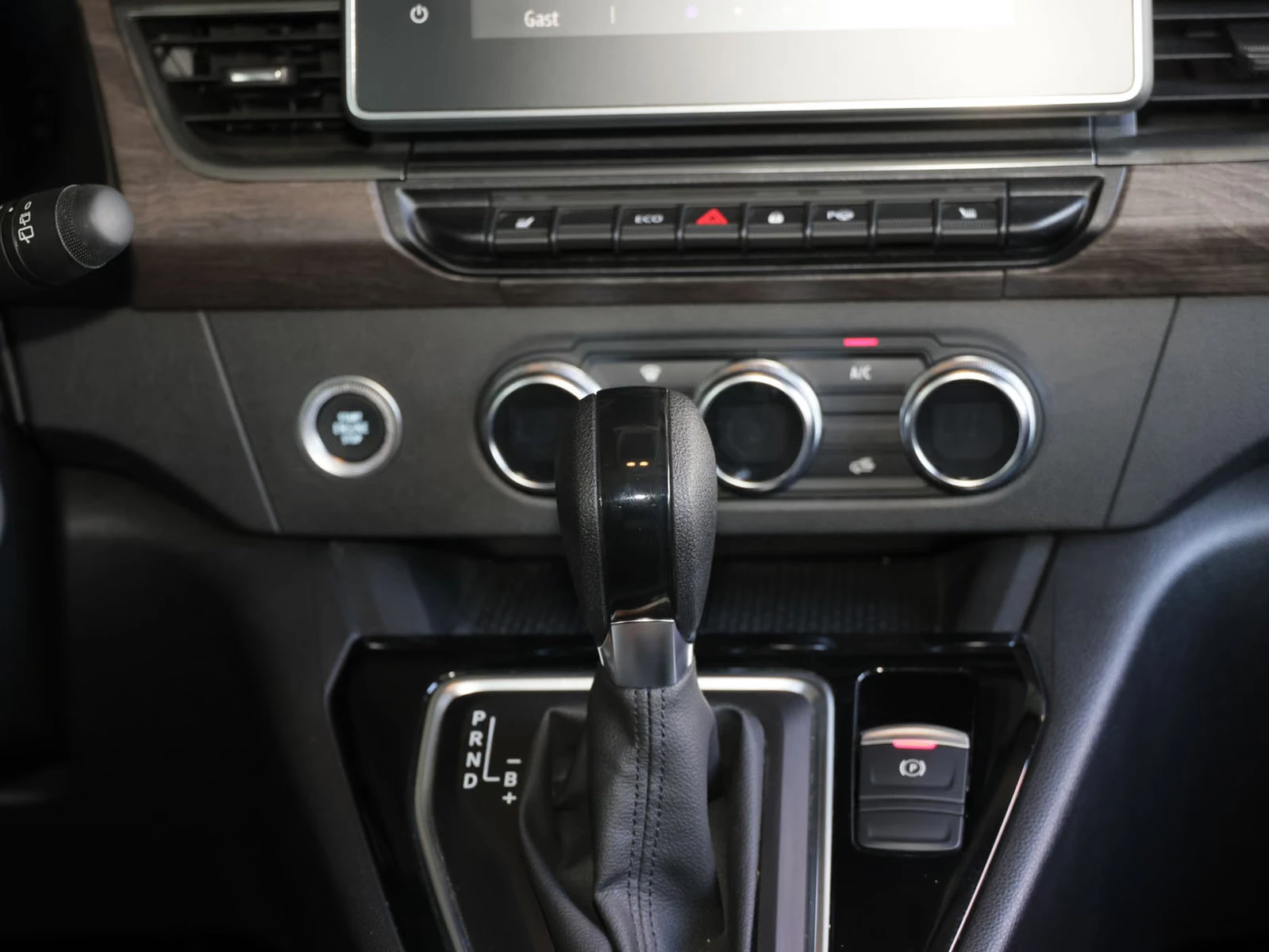 Renault Kangoo Е-ТЕCH/122HP/TEHCNO/KLIMA/CAM/NAVI/LED/131a, снимка 13 - Автомобили и джипове - 56700565