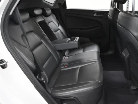 Hyundai Tucson 2.0 CRDi, снимка 12