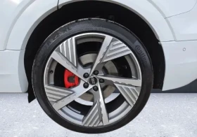 Audi Q8 e-Tron Sportback 55 = Black Optic =  | Mobile.bg    5
