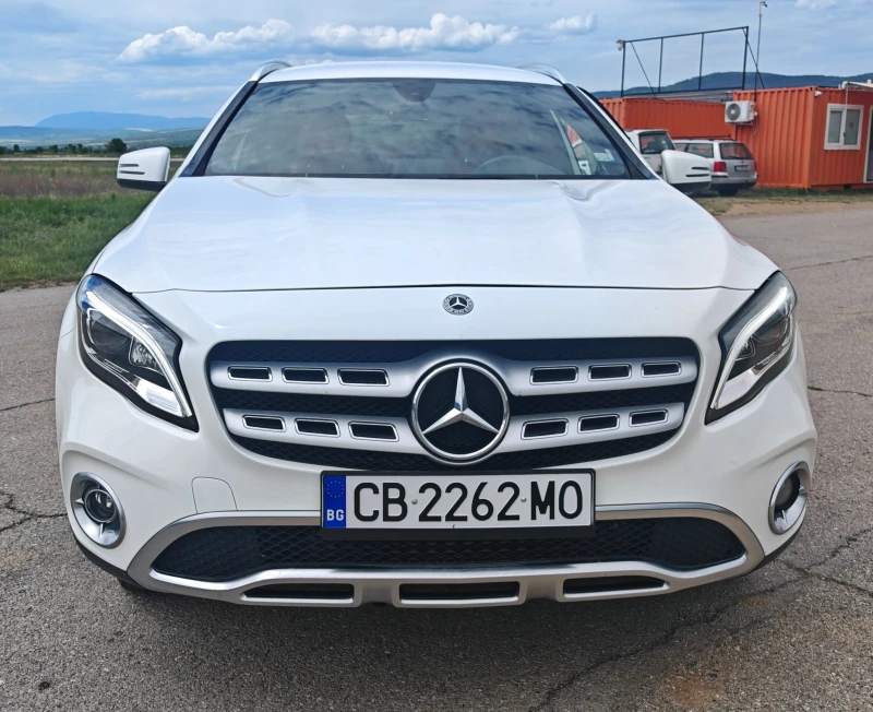 Mercedes-Benz GLA 250 Само на 25 Хил. Км. , снимка 2 - Автомобили и джипове - 52149250