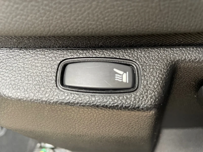 Dacia Duster 1.5Dci-AUTOMATIK-120хил.км, снимка 11 - Автомобили и джипове - 50580908