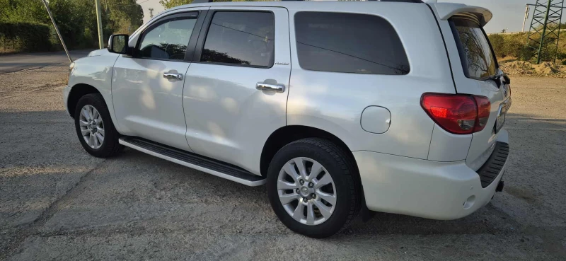 Toyota Sequoia 5.7 v8 iforce Platinum, снимка 5 - Автомобили и джипове - 51388723
