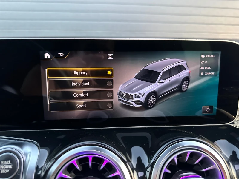 Mercedes-Benz GLB 35AMG , снимка 15 - Автомобили и джипове - 51143891