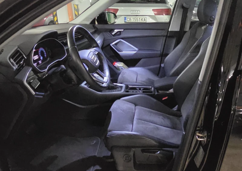 Audi Q3 Q35TDI/quattro/AHK/Virtual, снимка 5 - Автомобили и джипове - 52286825