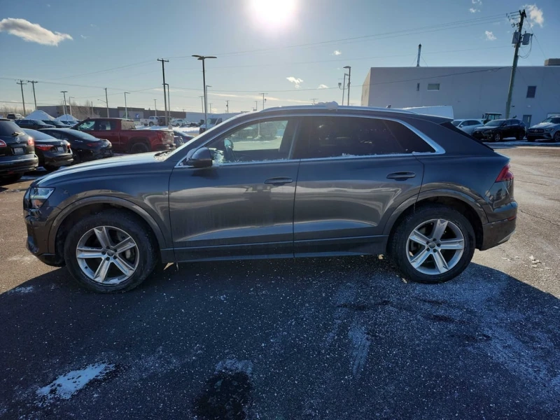 Audi Q8 2019 Progressiv * CARFAX * БЕЗ ПЪРВОНАЧАЛНА ВНОСКА, снимка 3 - Автомобили и джипове - 53194456