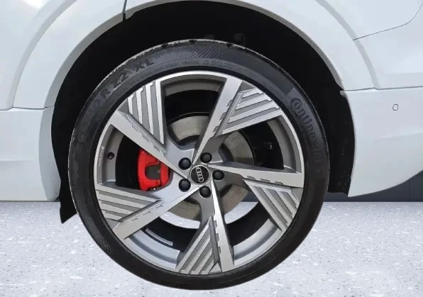 Audi Q8 e-Tron Sportback 55 = Black Optic =  | Mobile.bg   5