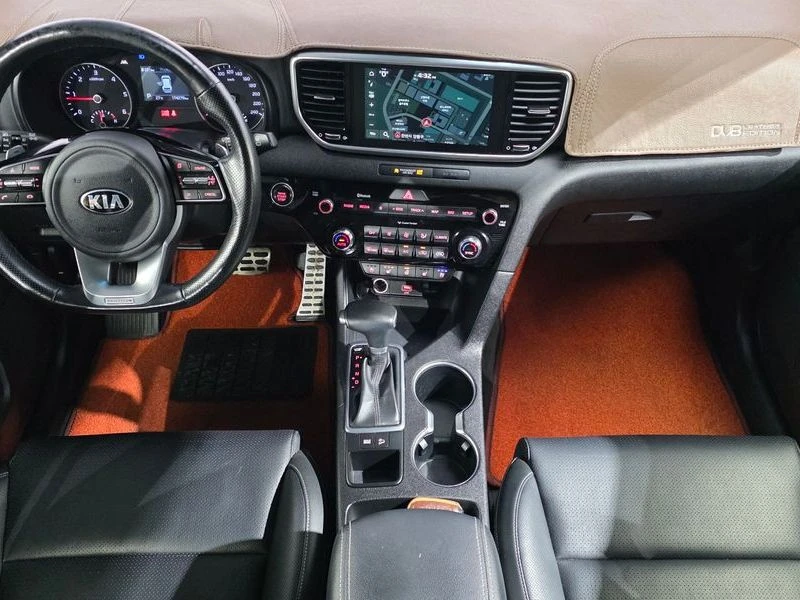 Kia Sportage 2.0 Automatic, снимка 7 - Автомобили и джипове - 55740052