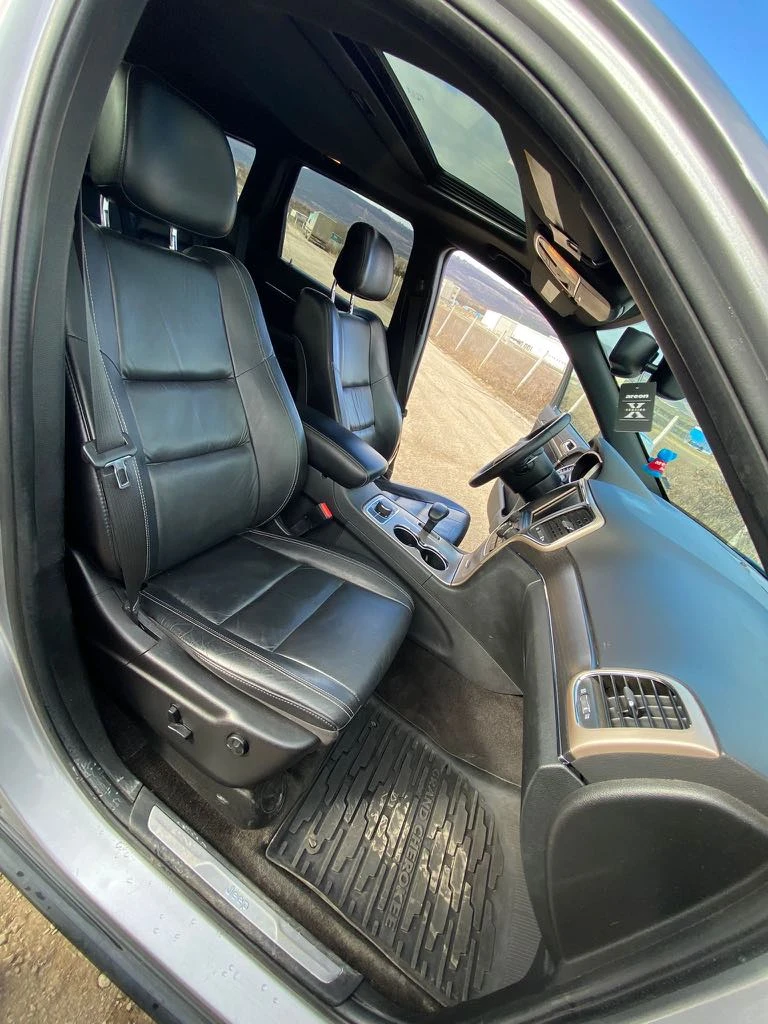 Jeep Grand cherokee WK2, снимка 6 - Автомобили и джипове - 56126366