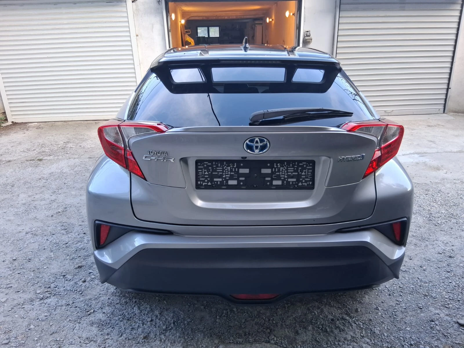 Toyota C-HR 1.8 Hybrid - изображение 4