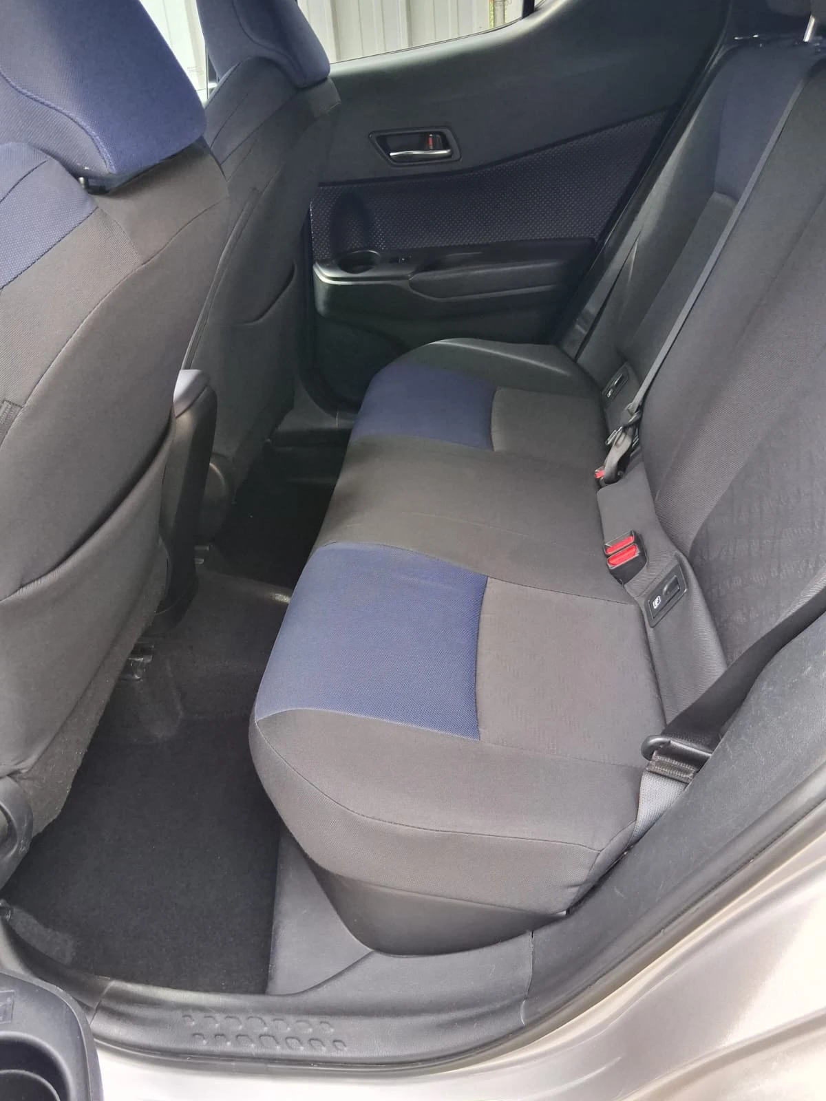 Toyota C-HR 1.8 Hybrid | Mobile.bg � ����������� 15