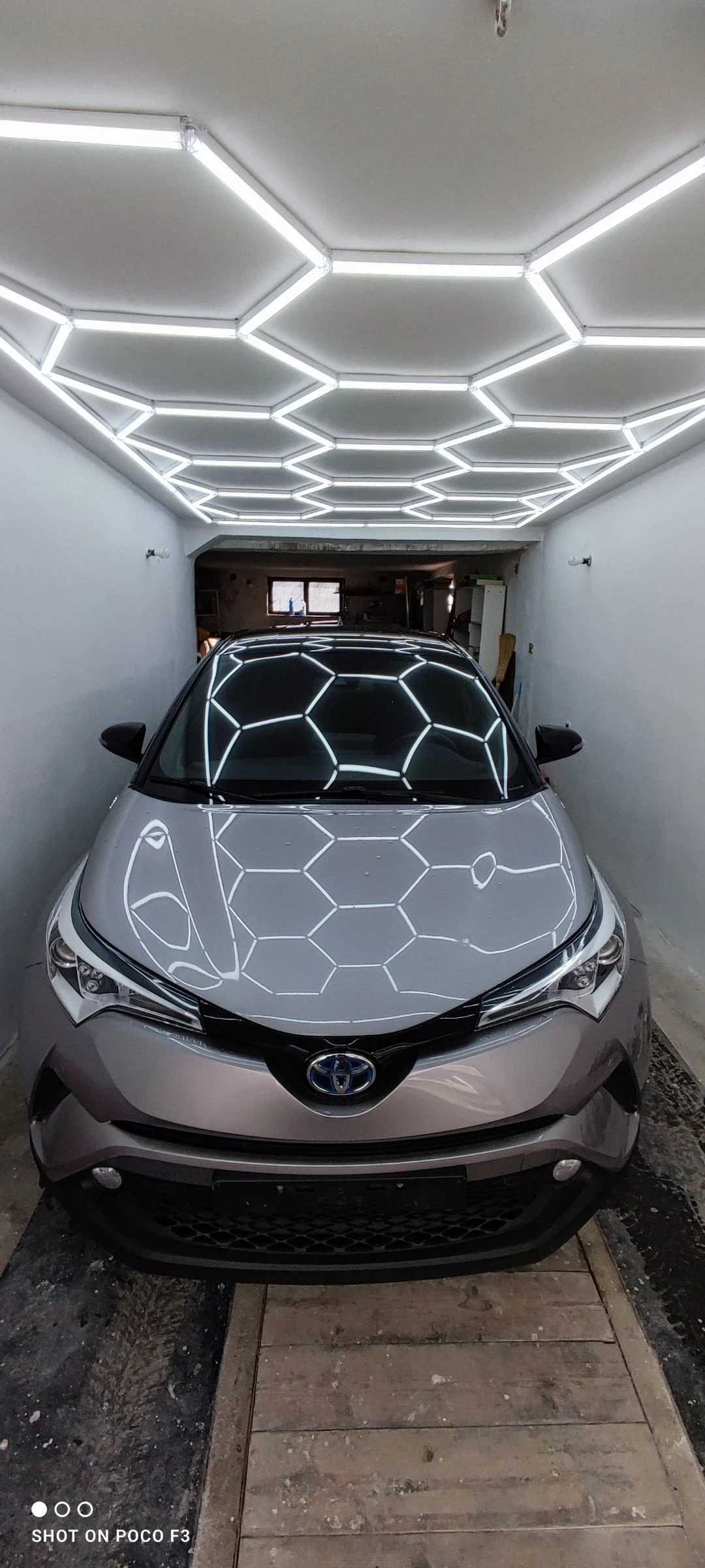 Toyota C-HR 1.8 Hybrid | Mobile.bg � ����������� 1