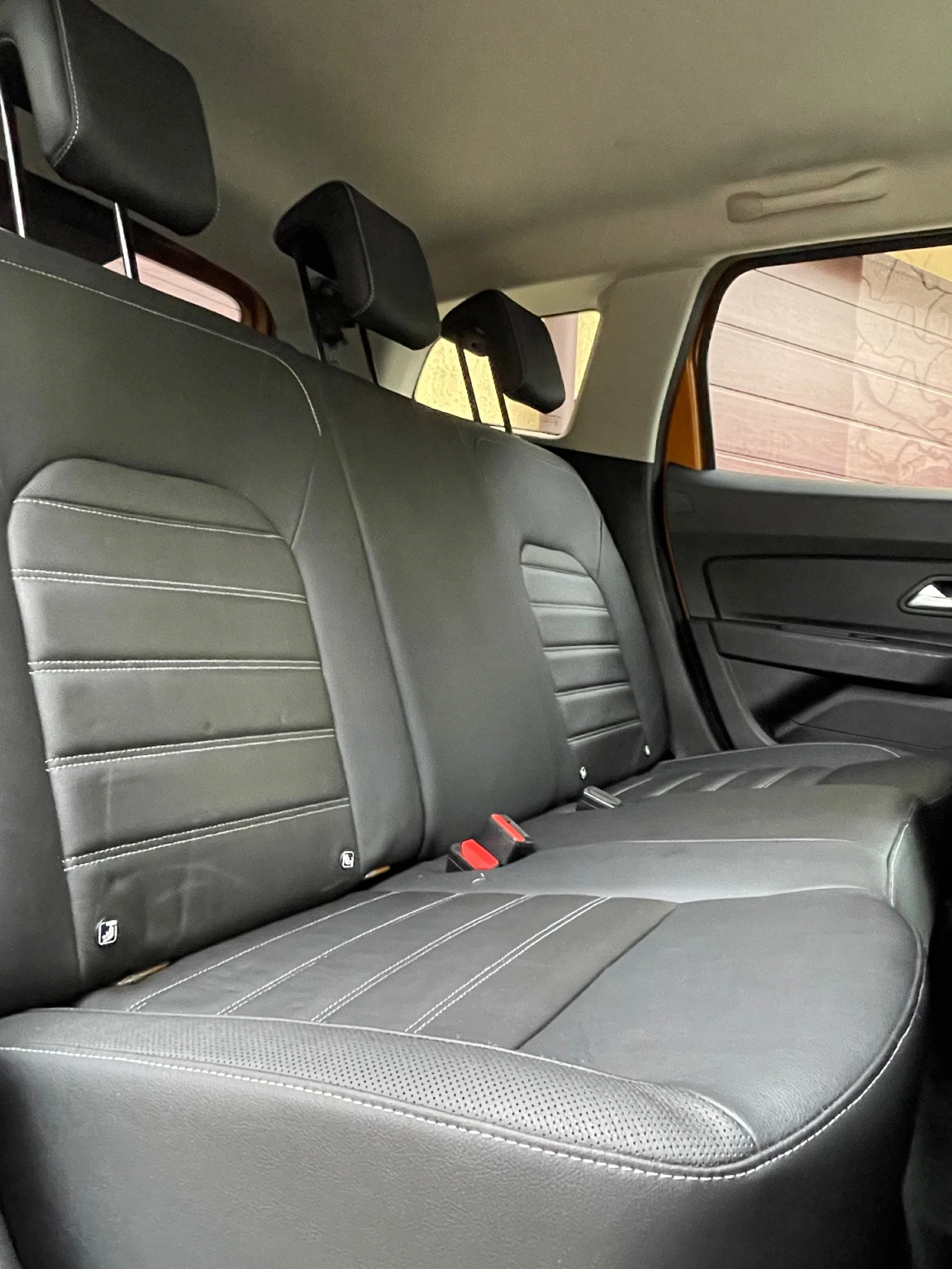 Dacia Duster 1.5Dci-AUTOMATIK-120хил.км - изображение 8
