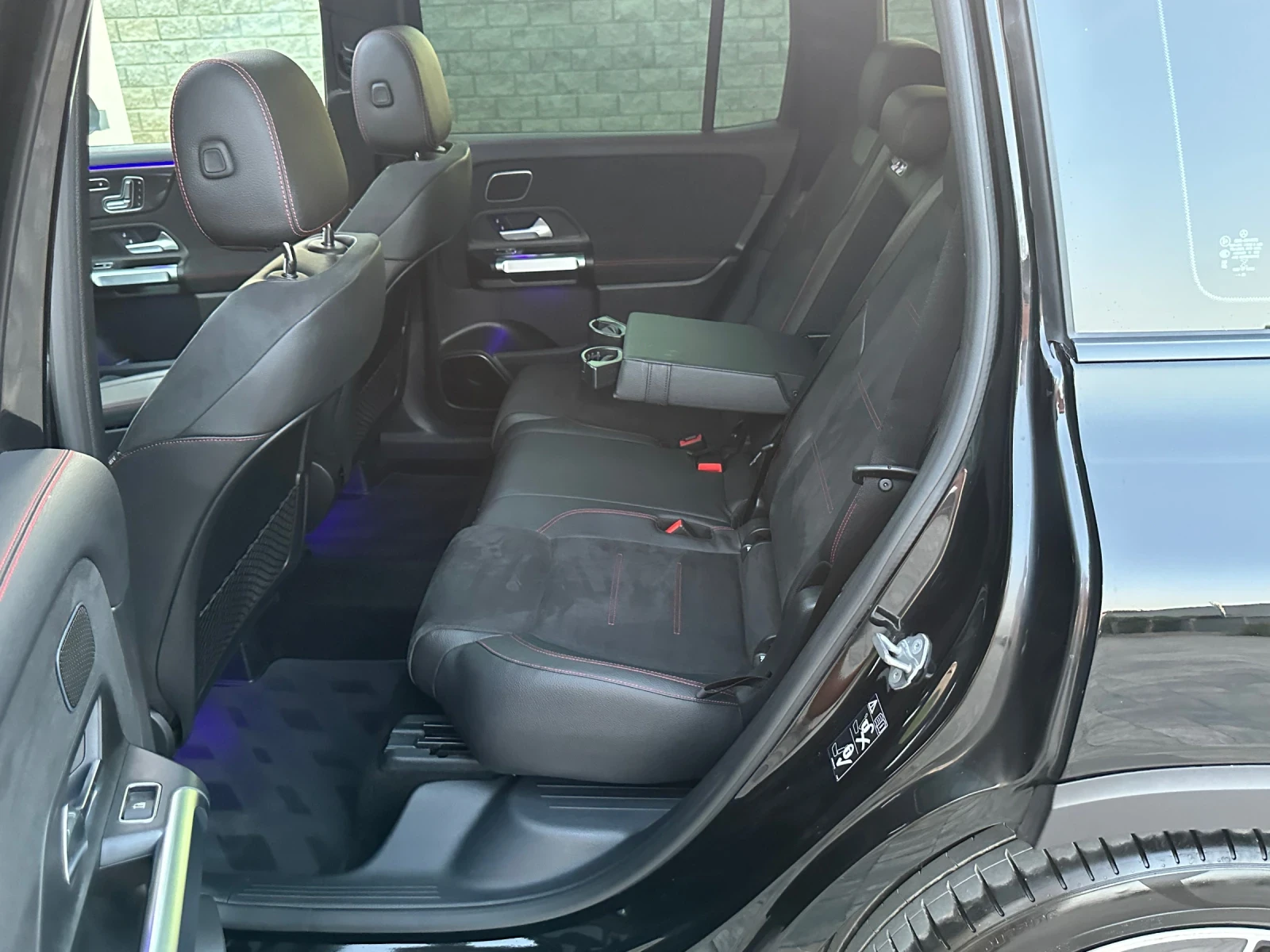Mercedes-Benz GLB 35AMG  | Mobile.bg — изображение 11