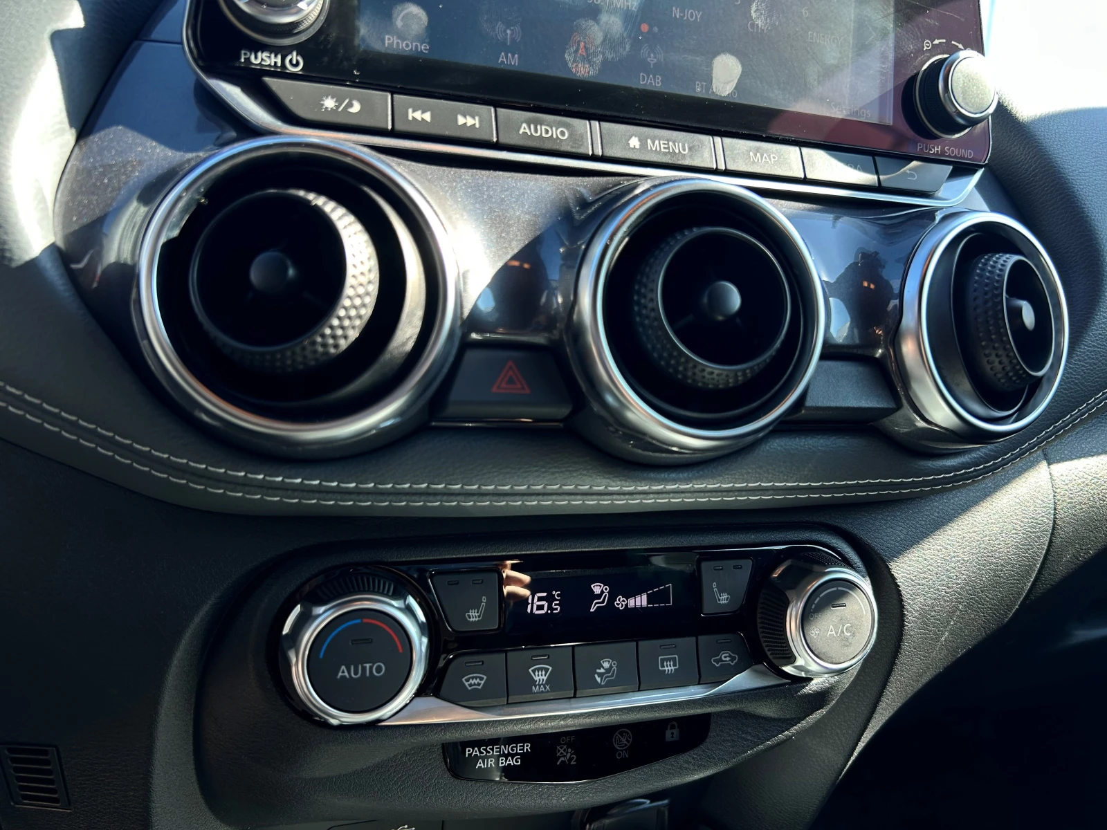 Nissan Juke 1.0 DIG-T N-Conencta - изображение 5