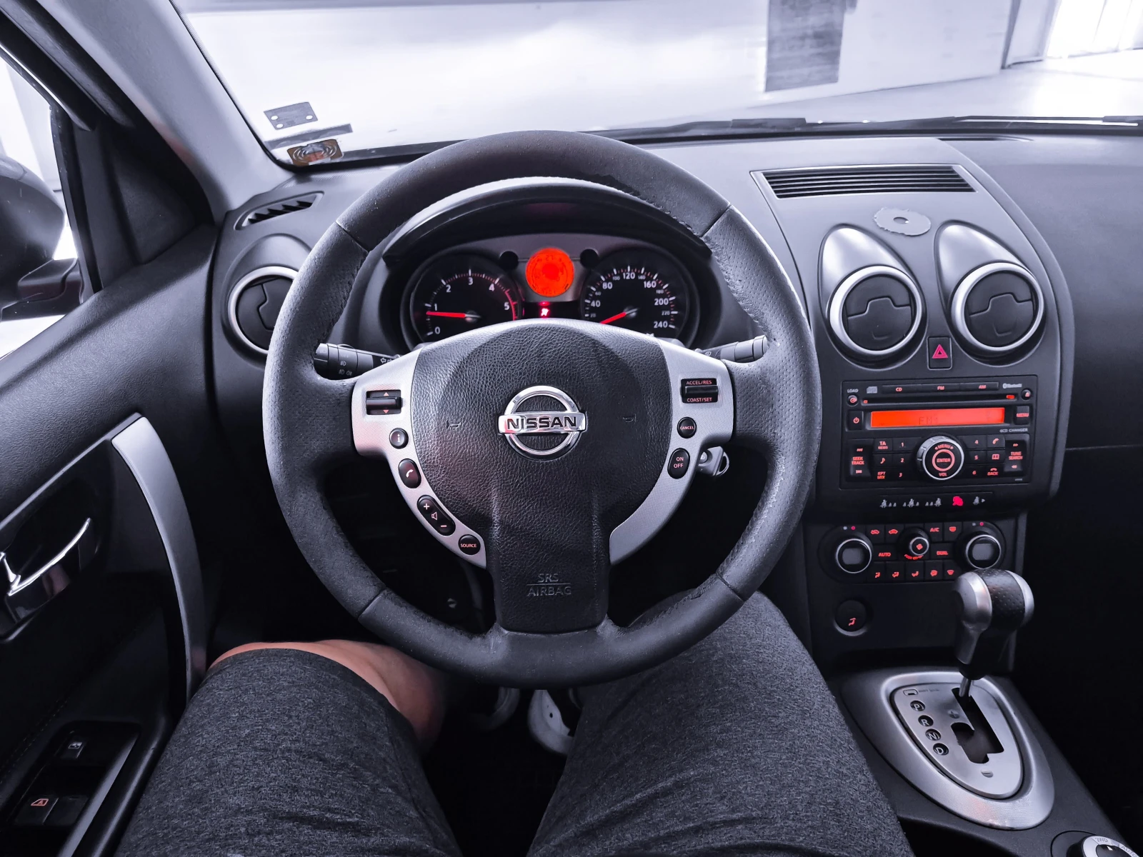 Nissan Qashqai 2.0  4X4  |  | Mobile.bg   9