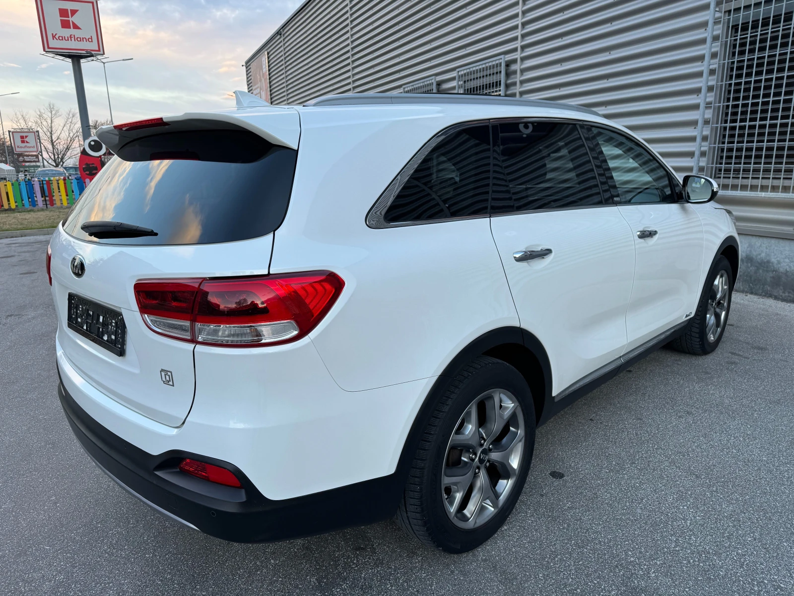 Kia Sorento 2.2CRDI FACE::REBEL::4WD - изображение 4