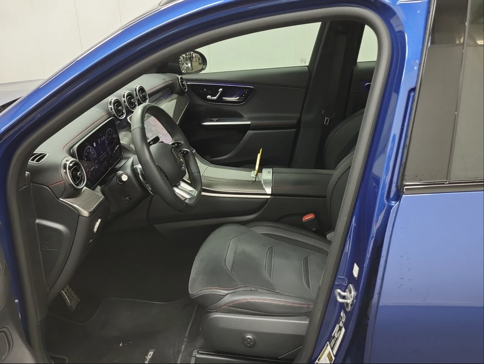 Mercedes-Benz GLC 43 AMG 2025 Mercedes-Benz GLC 43 AMG - изображение 7