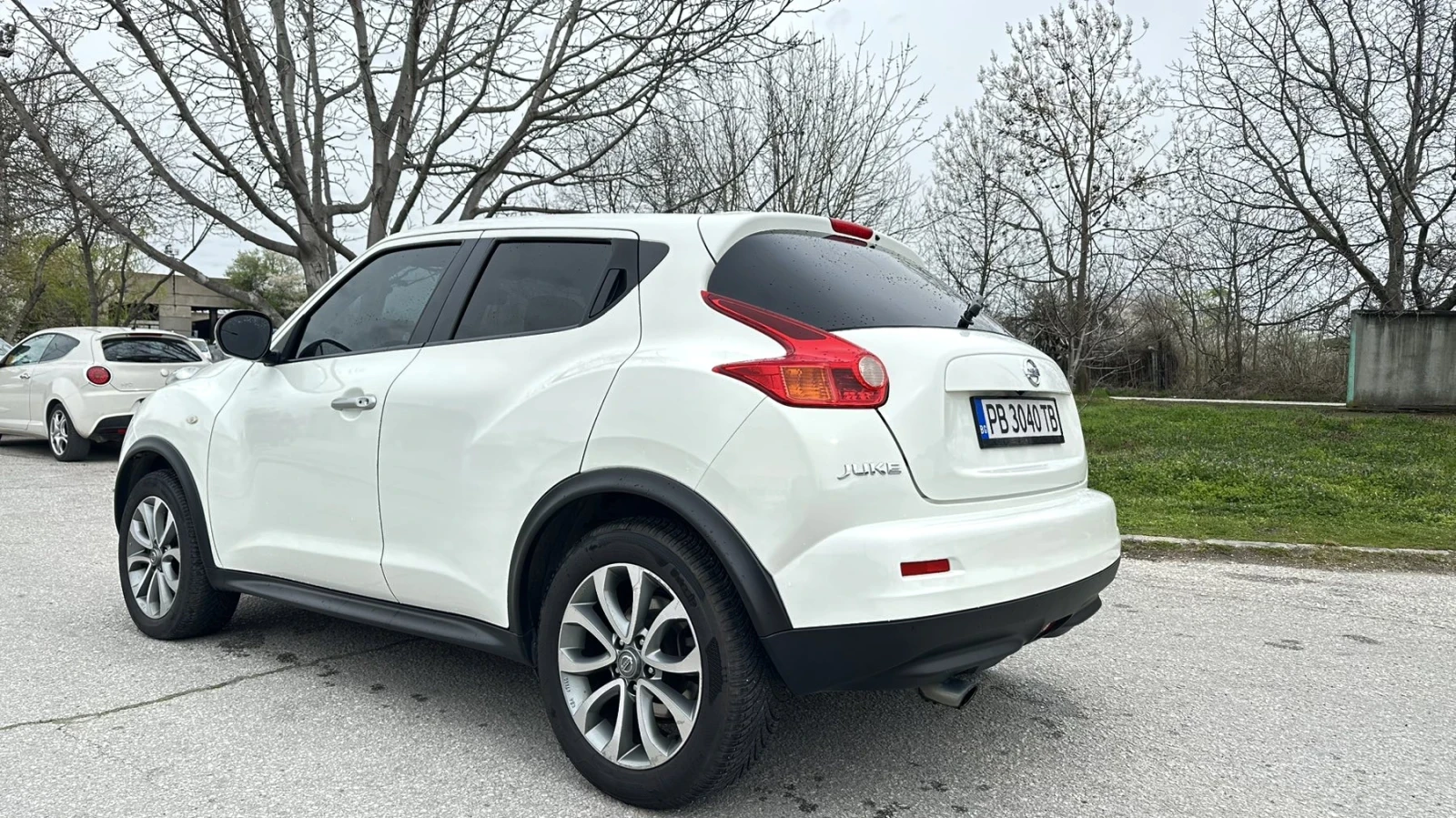 Nissan Juke 4х4, Navi / камера, Keyless, снимка 4 - Автомобили и джипове - 54017816