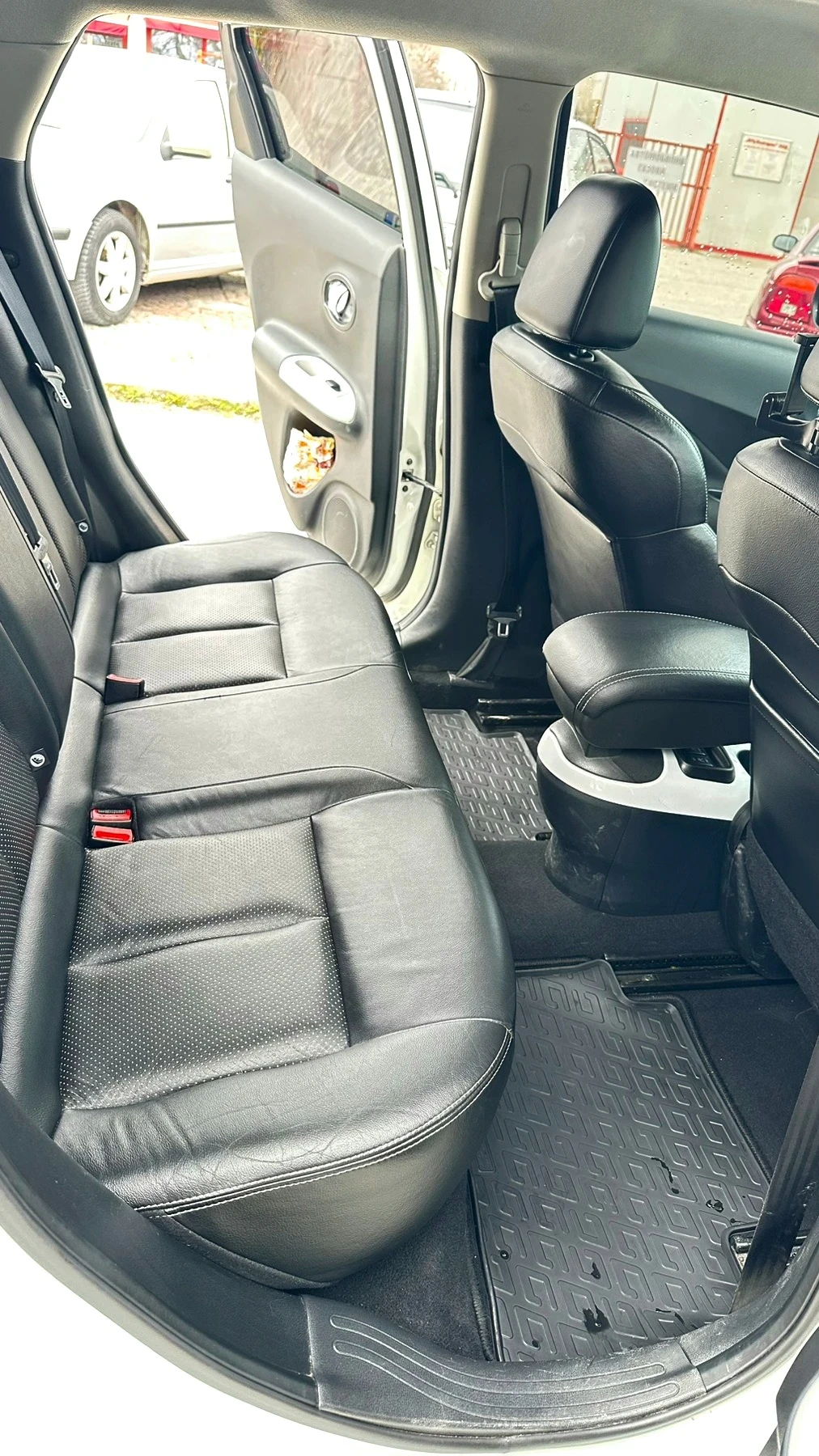 Nissan Juke 4х4, Navi / камера, Keyless, снимка 12 - Автомобили и джипове - 54017816