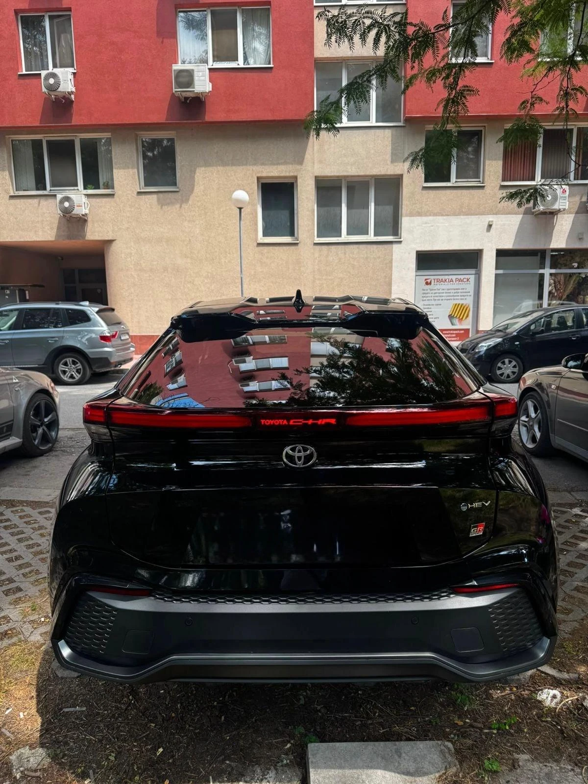 Toyota C-HR 2.0 HEV GR SPORT 4X4 PREMIERE НАЛИЧНА в Гаранция, снимка 5 - Автомобили и джипове - 55128164