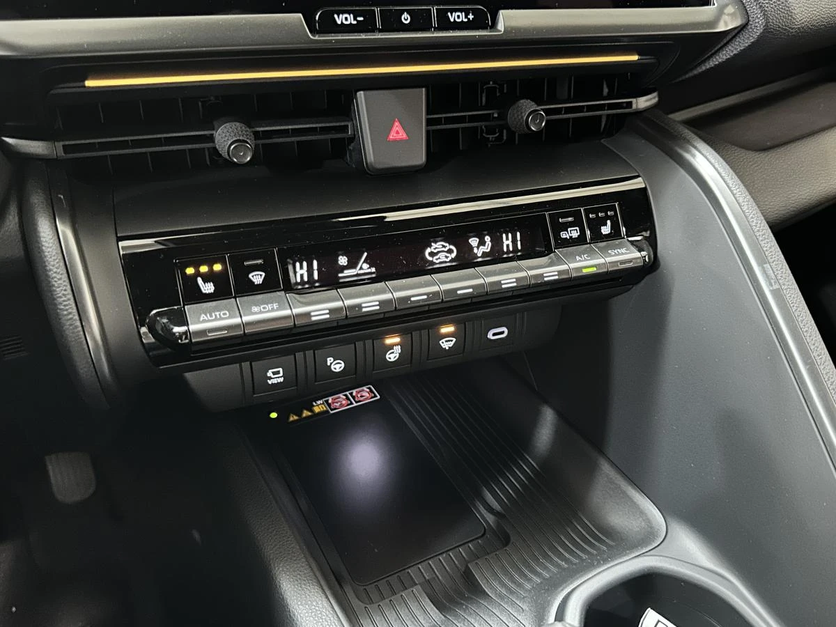 Toyota C-HR 2.0 HEV GR SPORT 4X4 PREMIERE EDITION � �������� | Mobile.bg � ����������� 10