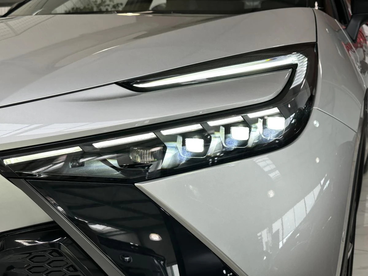 Toyota C-HR 2.0 HEV GR SPORT 4X4 PREMIERE EDITION � �������� | Mobile.bg � ����������� 17