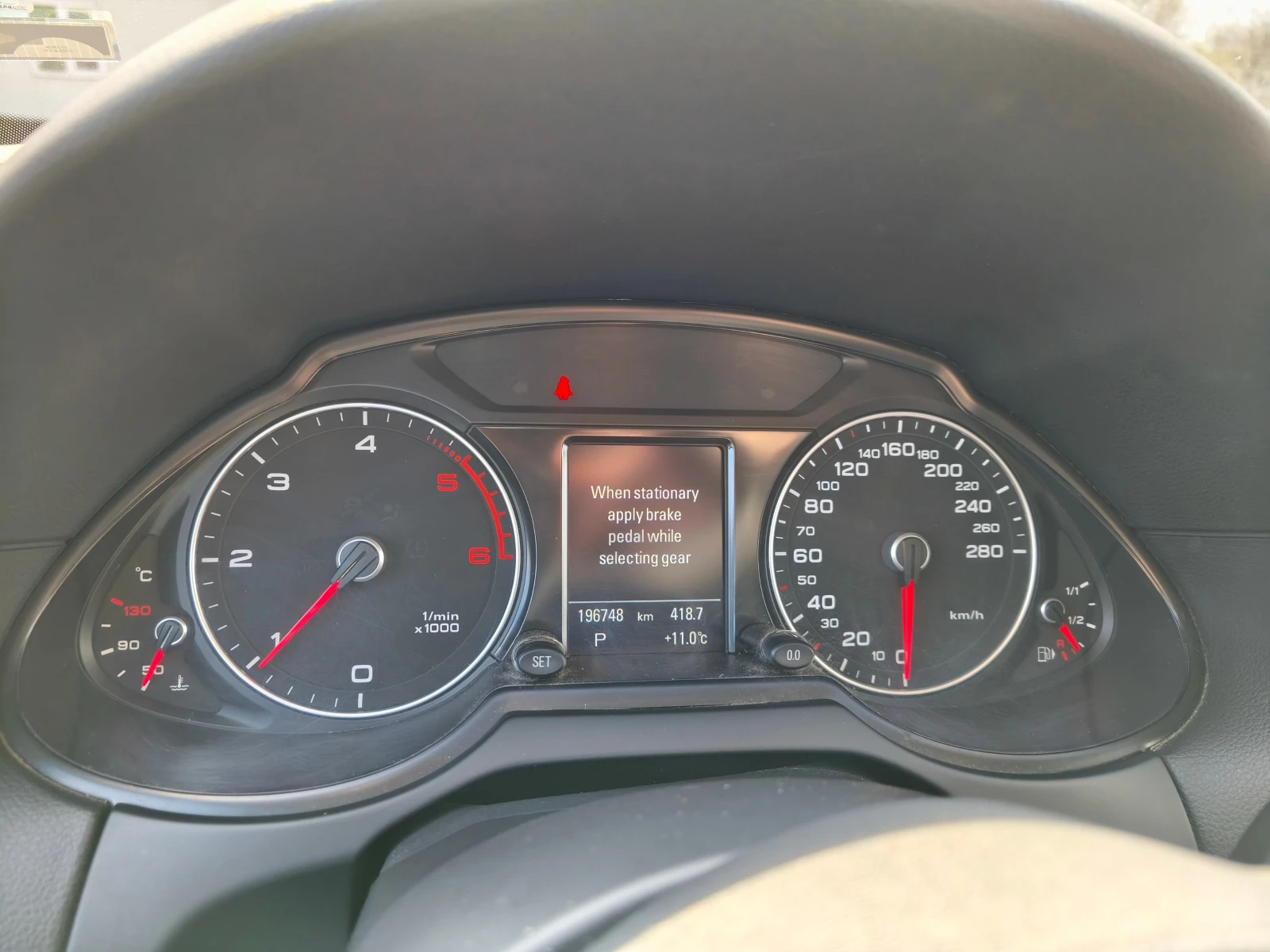Audi Q5, снимка 4 - Автомобили и джипове - 54395632