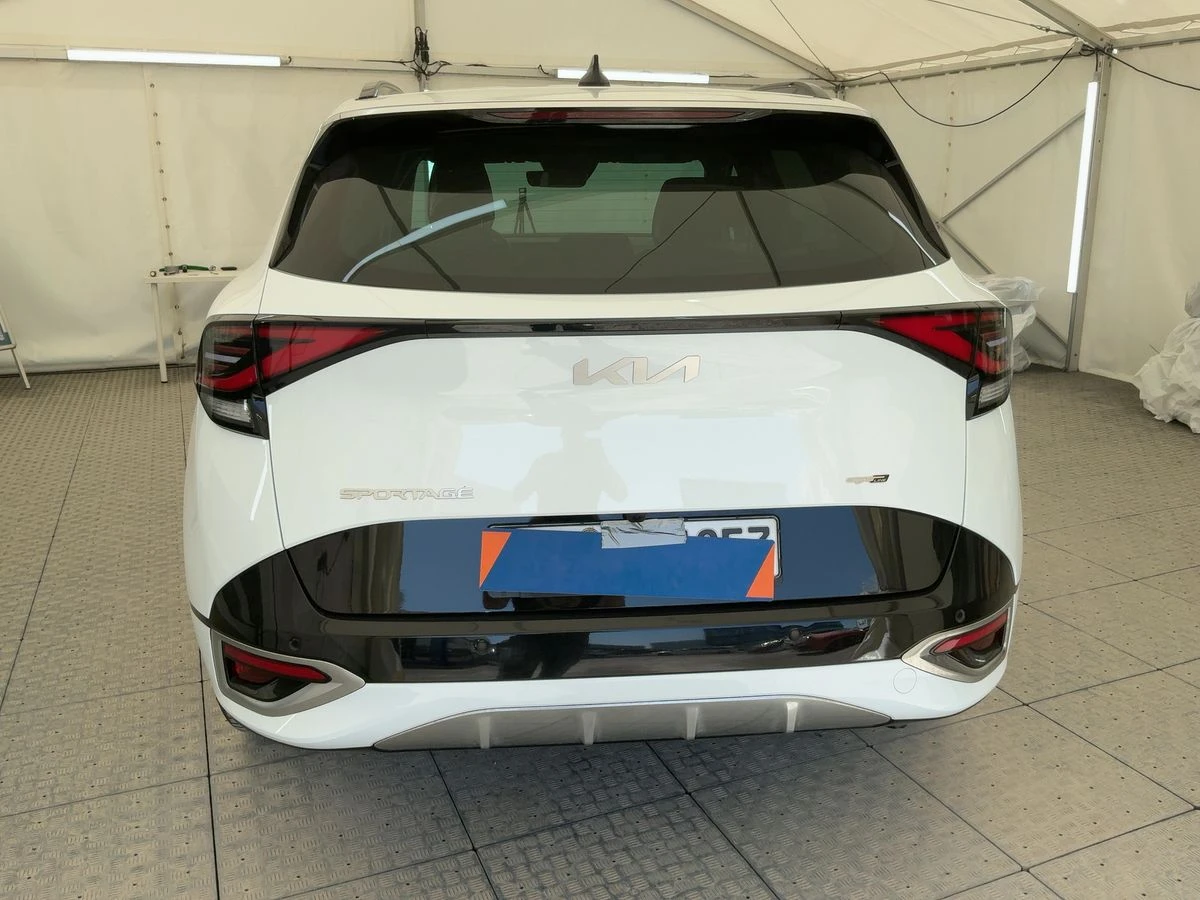 Kia Sportage CRDi MHEV GT-line 4х4* 7500км* 360* Harman* Обдуx, снимка 6 - Автомобили и джипове - 54577338