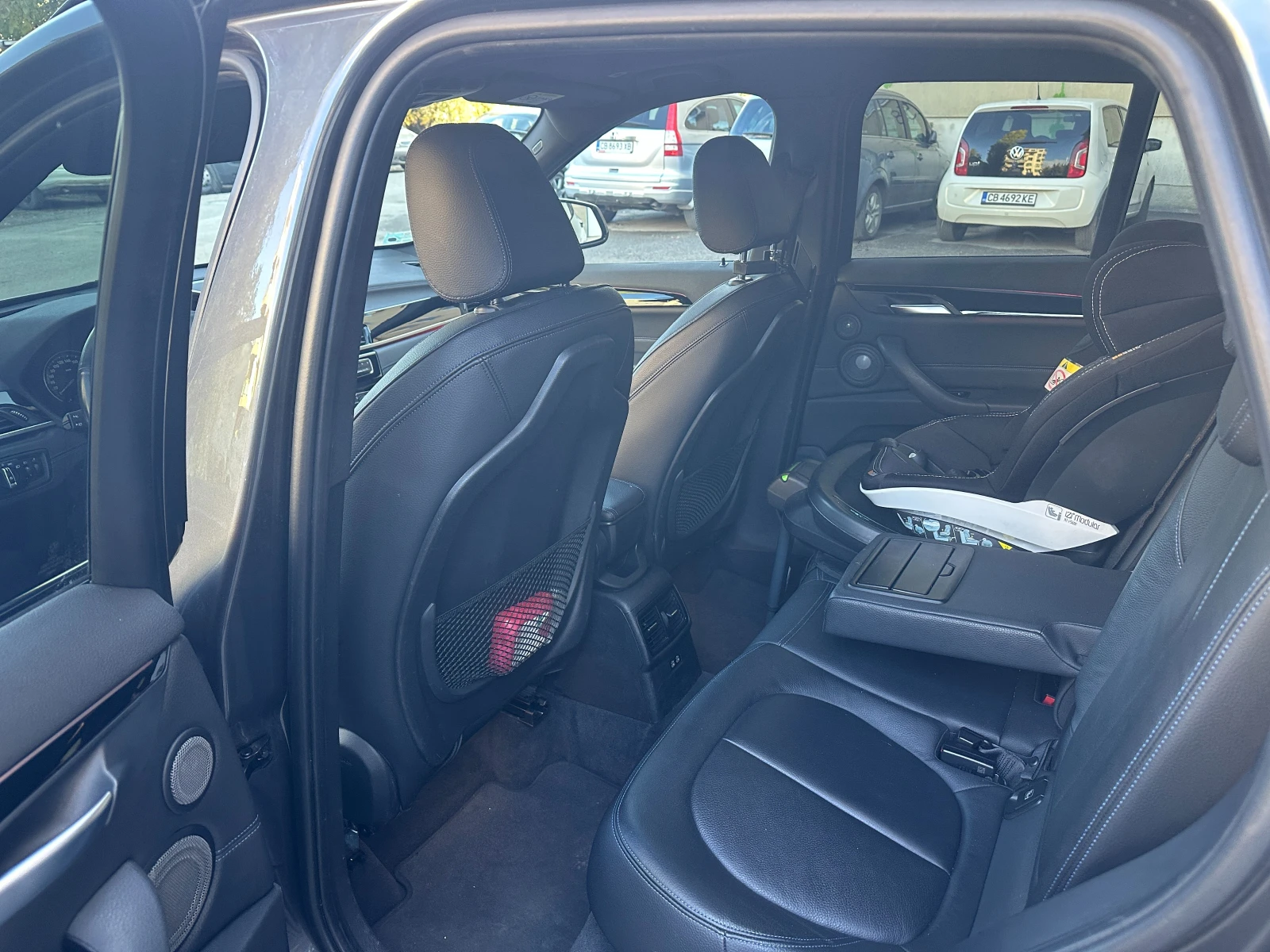 BMW X1 25i xDrive Закупена от М Кар София, снимка 13 - Автомобили и джипове - 54666270