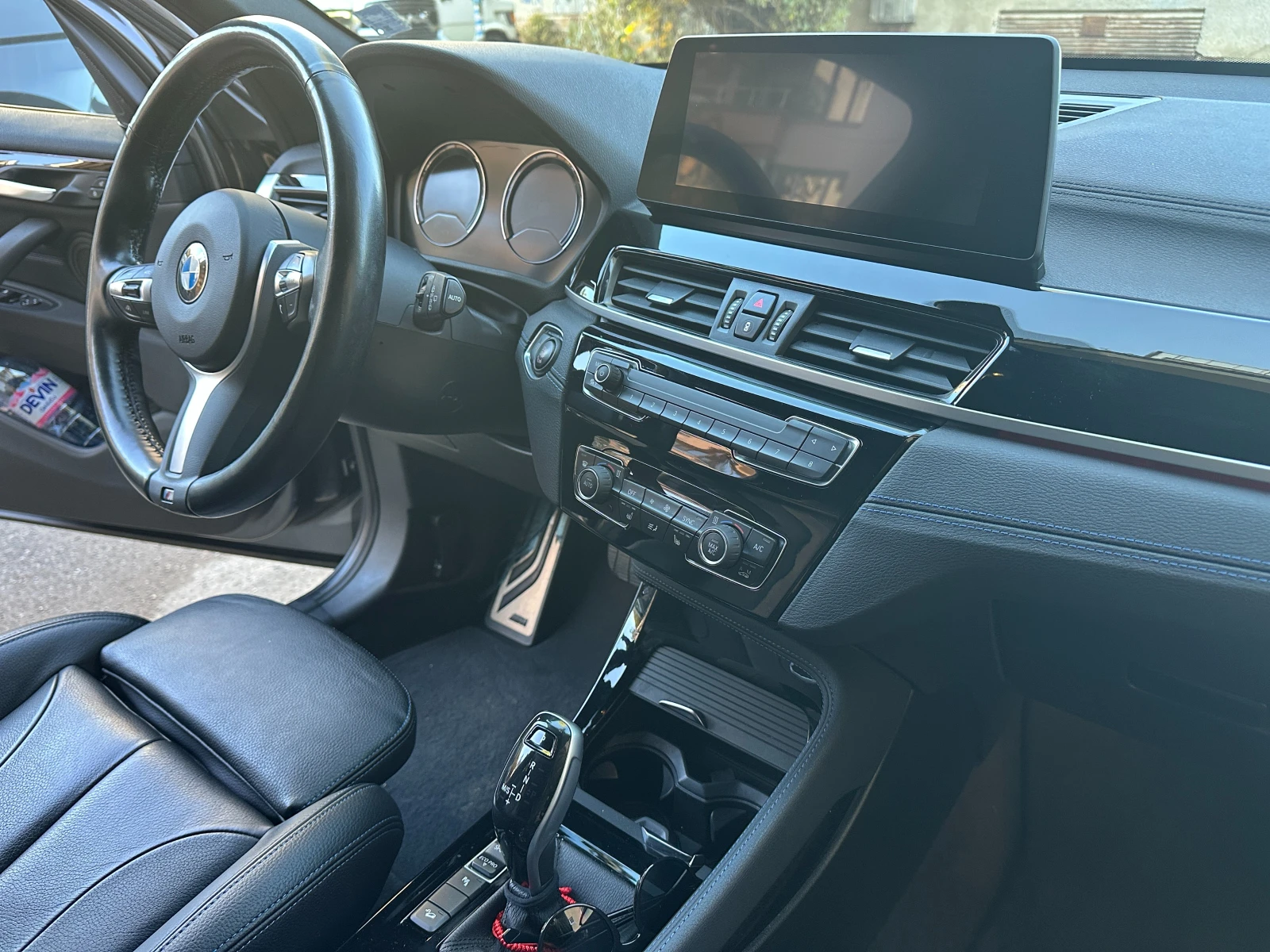BMW X1 25i xDrive Закупена от М Кар София, снимка 10 - Автомобили и джипове - 54666270