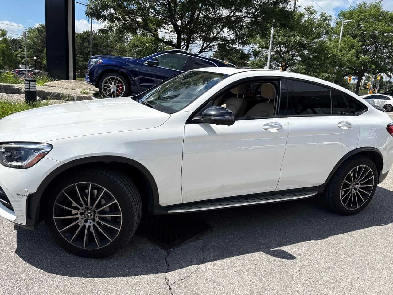 Mercedes-Benz GLC 300 * CARFAX * ОПЦИЯ ЗА ФИНАНСИРАНЕ , снимка 2 - Автомобили и джипове - 55254967