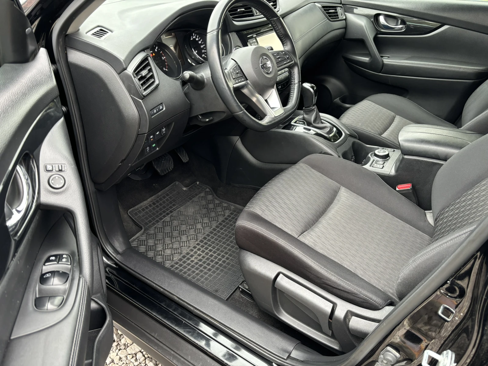 Nissan X-trail 2.0D 177hp N-CONNECTA, снимка 7 - Автомобили и джипове - 55641907