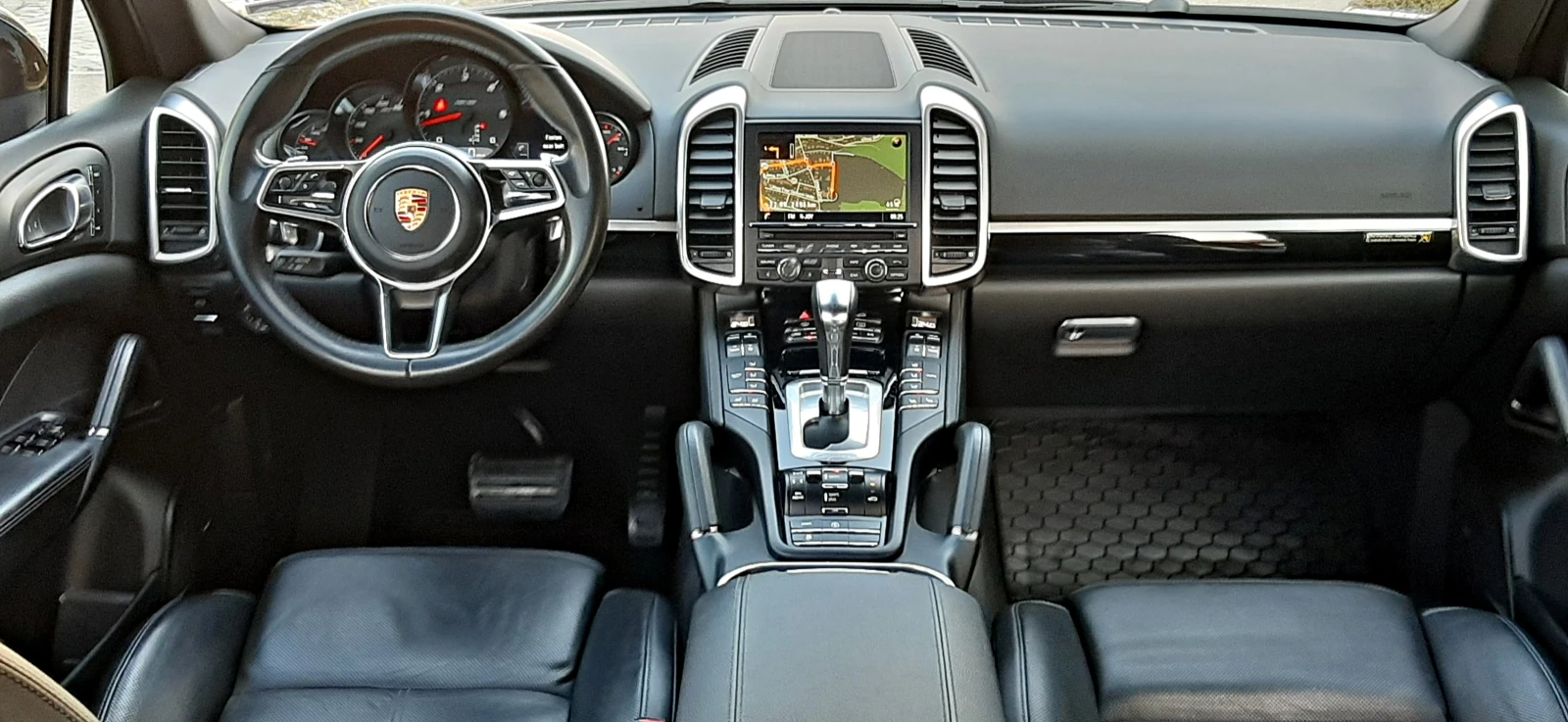 Porsche Cayenne 3.0D 103000 км., снимка 8 - Автомобили и джипове - 55972829
