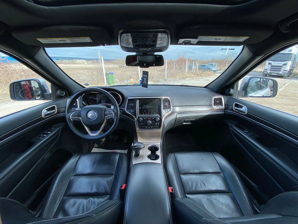 Jeep Grand cherokee WK2, снимка 2 - Автомобили и джипове - 56126366